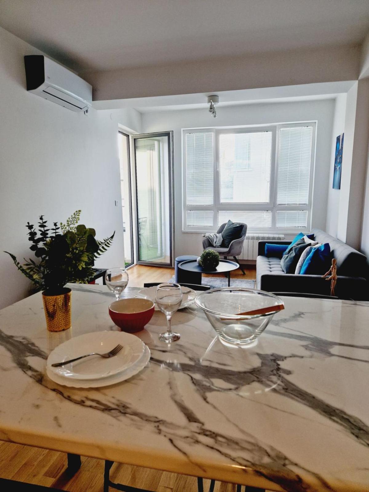 Kamche Lux Apartment Skopje Ngoại thất bức ảnh