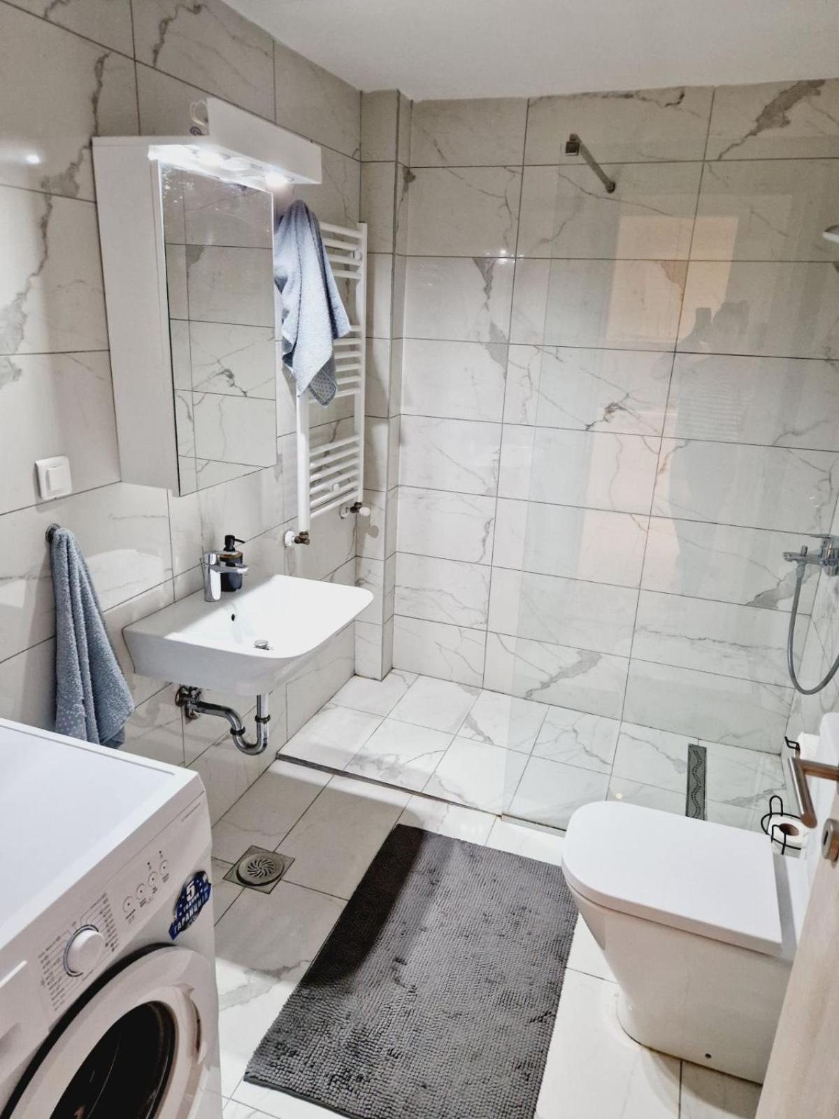 Kamche Lux Apartment Skopje Ngoại thất bức ảnh